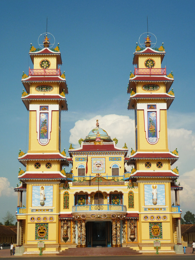 A Symbolic Structure of Caodaism