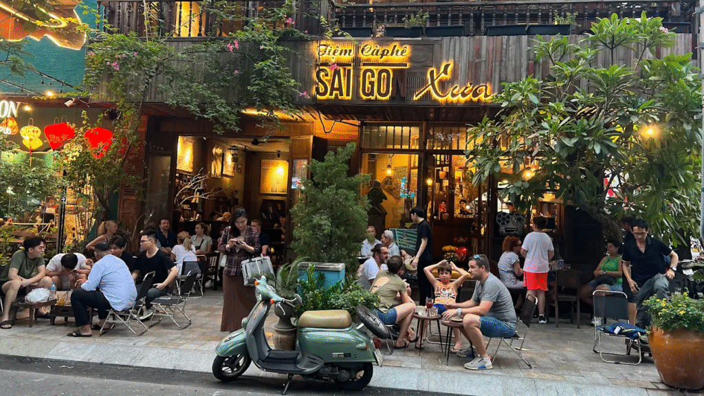 Sai Gon Xua – A Nostalgic Coffee Shop in District 1